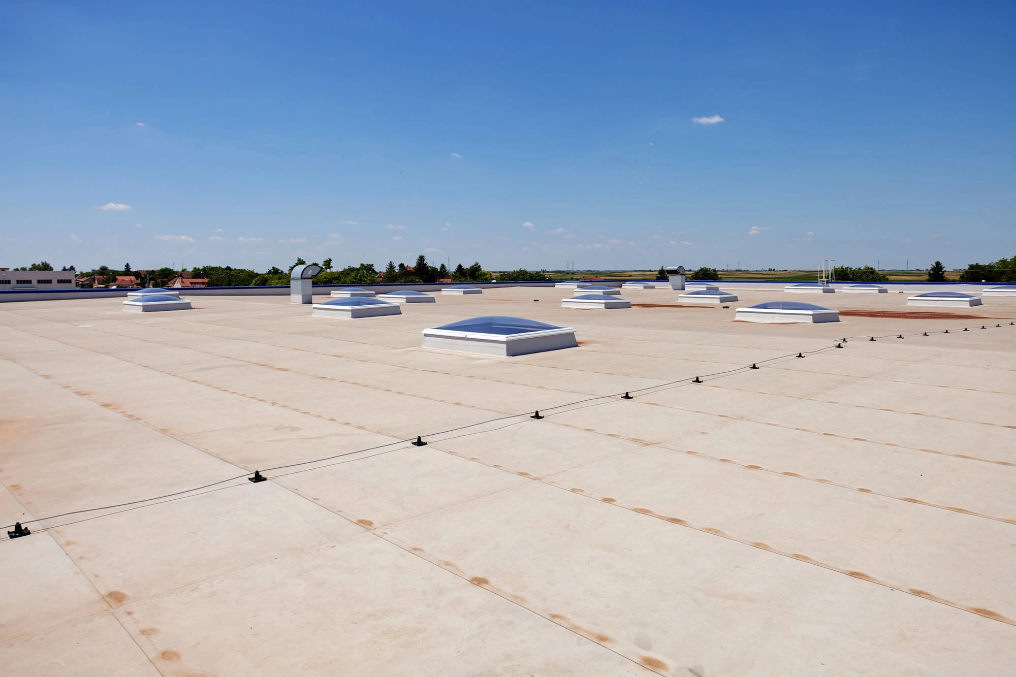 flat commercial roofing